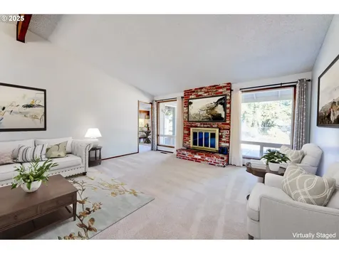 9824 NE Tanglewood Drive Vancouver WA 98664
