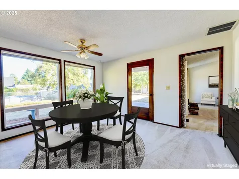 9824 NE Tanglewood Drive Vancouver WA 98664
