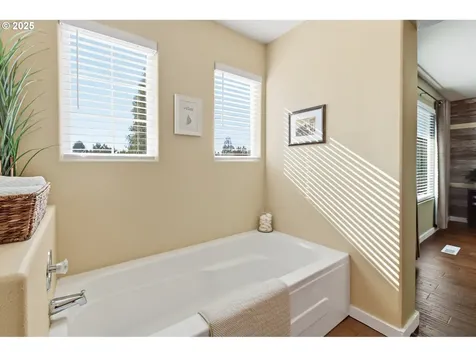 3411 SE 182nd Avenue Vancouver WA 98683