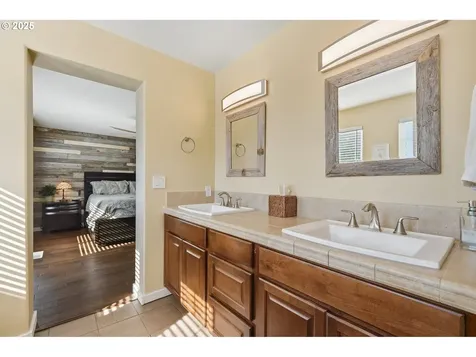 3411 SE 182nd Avenue Vancouver WA 98683