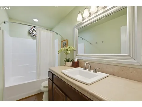 3411 SE 182nd Avenue Vancouver WA 98683