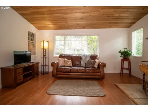 4726 Sea Breeze Lane Florence OR 97439