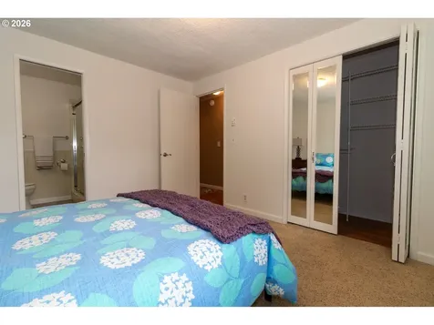 4726 Sea Breeze Lane Florence OR 97439