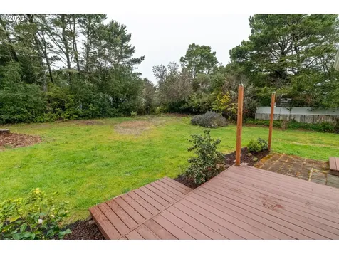 4726 Sea Breeze Lane Florence OR 97439