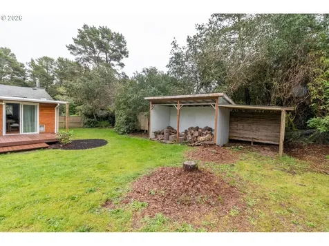 4726 Sea Breeze Lane Florence OR 97439