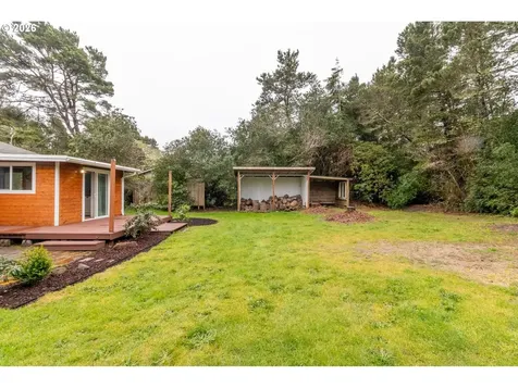 4726 Sea Breeze Lane Florence OR 97439