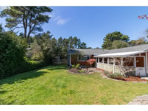4726 Sea Breeze Lane Florence OR 97439
