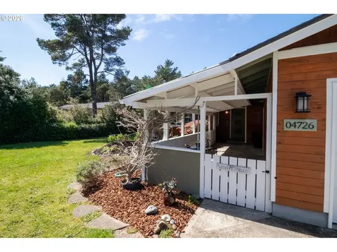 4726 Sea Breeze Lane Florence OR 97439