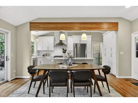 1433 SW Highland Road Portland OR 97221