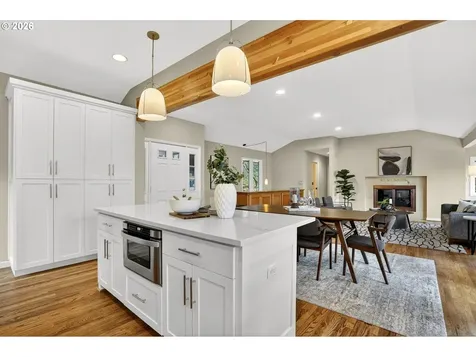 1433 SW Highland Road Portland OR 97221
