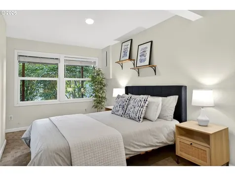 1433 SW Highland Road Portland OR 97221