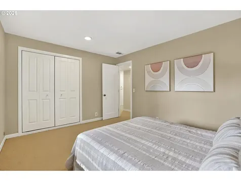 1433 SW Highland Road Portland OR 97221
