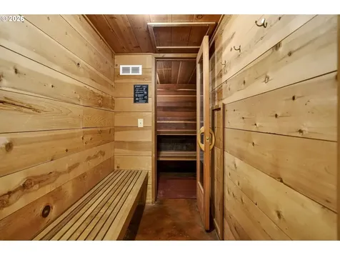 1433 SW Highland Road Portland OR 97221