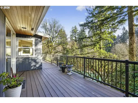 1433 SW Highland Road Portland OR 97221