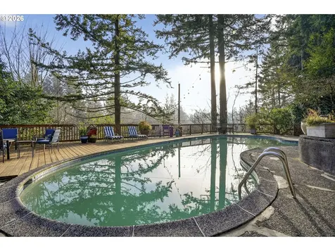 1433 SW Highland Road Portland OR 97221