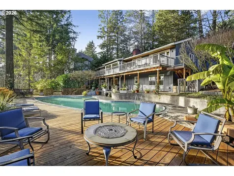 1433 SW Highland Road Portland OR 97221