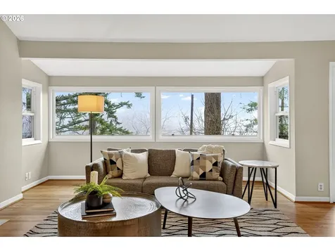 1433 SW Highland Road Portland OR 97221