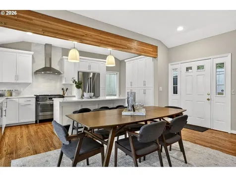 1433 SW Highland Road Portland OR 97221
