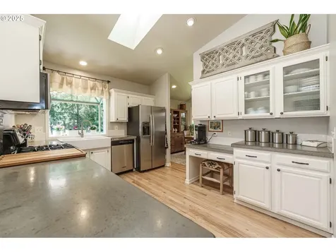34611 SE 10th Street Washougal WA 98671