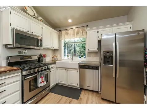 34611 SE 10th Street Washougal WA 98671