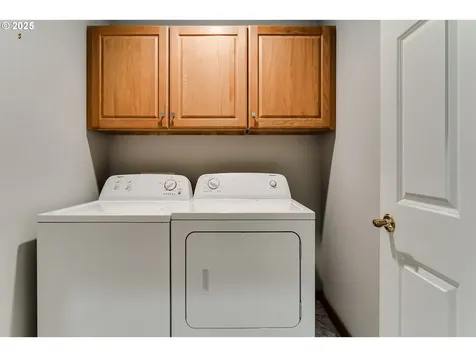 1391 Wimbledon Place Springfield OR 97477