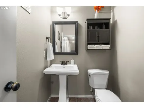 4648 Y Street Washougal WA 98671