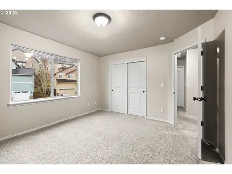 4648 Y Street Washougal WA 98671