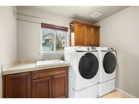 4648 Y Street Washougal WA 98671