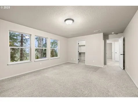 4648 Y Street Washougal WA 98671