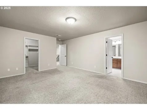 4648 Y Street Washougal WA 98671