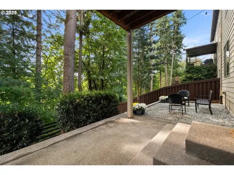 4648 Y Street Washougal WA 98671