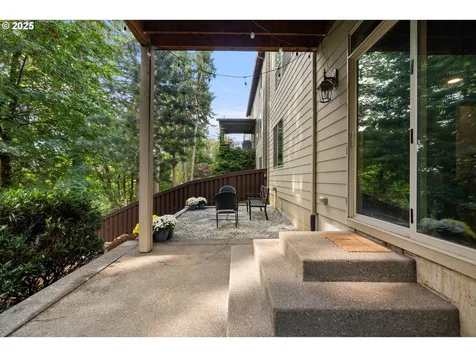 4648 Y Street Washougal WA 98671