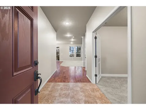 4648 Y Street Washougal WA 98671