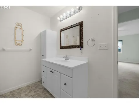 97 Dresden Street Astoria OR 97103