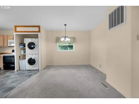 97 Dresden Street Astoria OR 97103