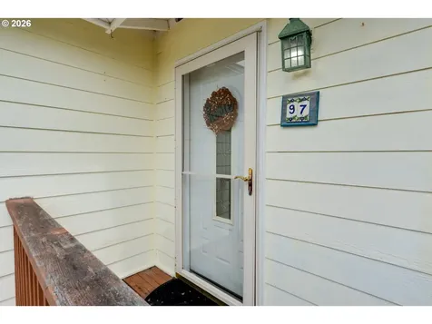 97 Dresden Street Astoria OR 97103