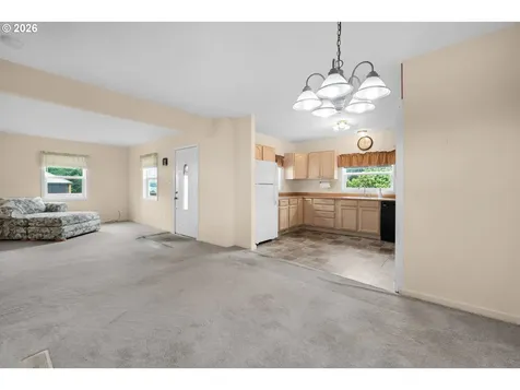 97 Dresden Street Astoria OR 97103