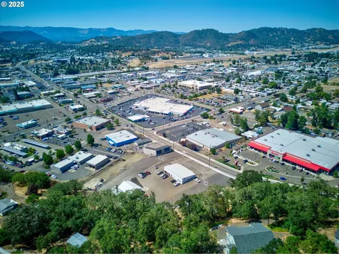 797 NE Garden Valley Boulevard Roseburg OR 97470