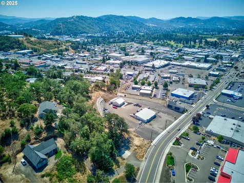 797 NE Garden Valley Boulevard Roseburg OR 97470