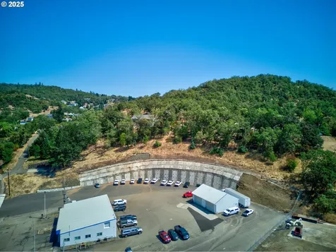 797 NE Garden Valley Boulevard Roseburg OR 97470