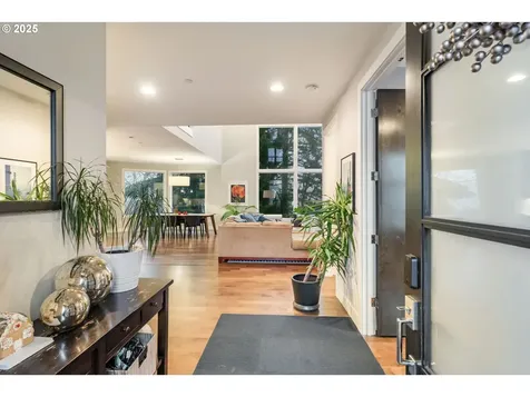 3311 NW Tullamore Court Portland OR 97229