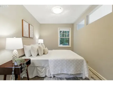 1027 SW Grover Street Portland OR 97239