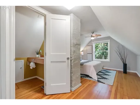 1027 SW Grover Street Portland OR 97239