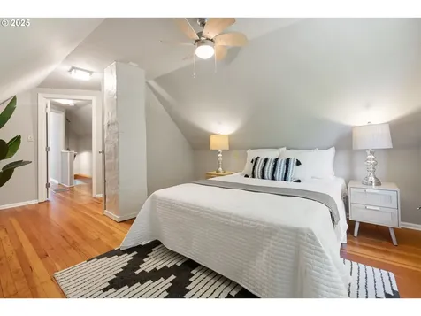 1027 SW Grover Street Portland OR 97239