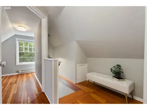 1027 SW Grover Street Portland OR 97239