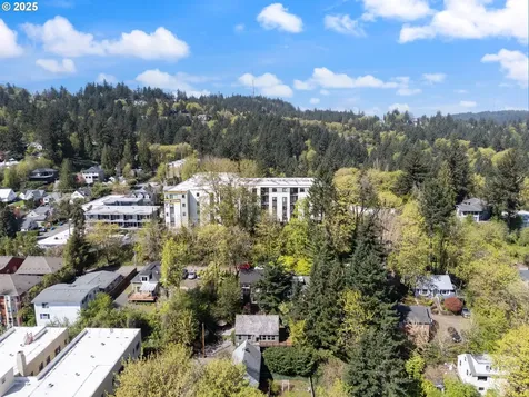 1027 SW Grover Street Portland OR 97239