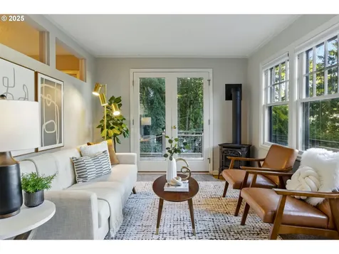 1027 SW Grover Street Portland OR 97239