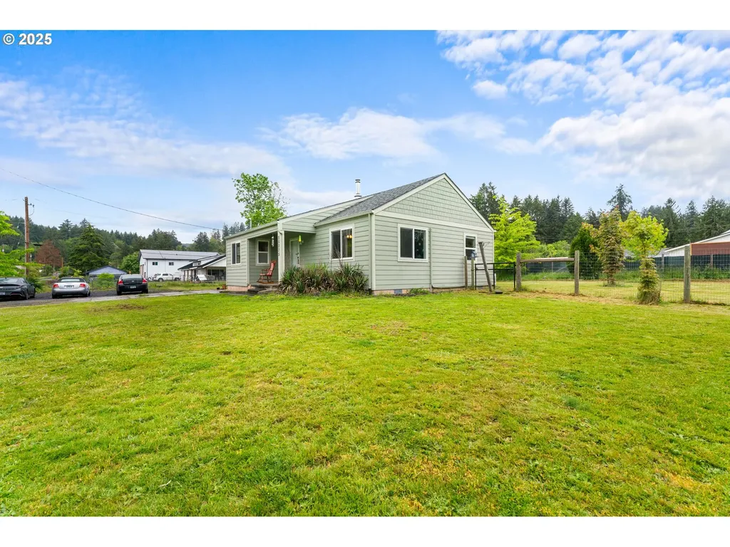 55275 SW Cherry Grove Drive Gaston OR 97119