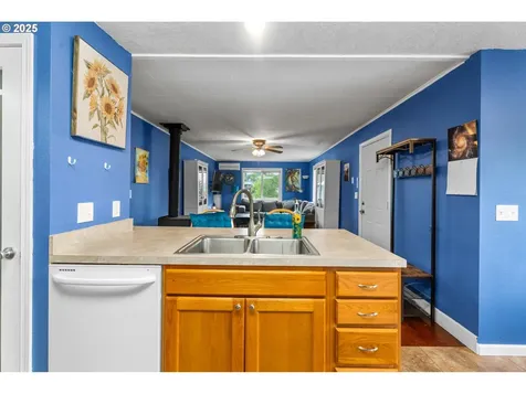 55275 SW Cherry Grove Drive Gaston OR 97119