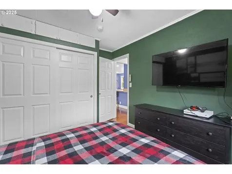 55275 SW Cherry Grove Drive Gaston OR 97119